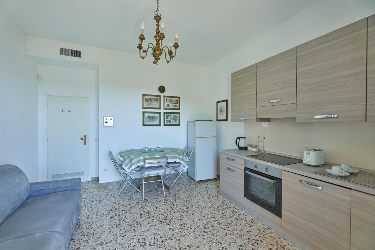 Marciana Hills Apartments エクステリア 写真