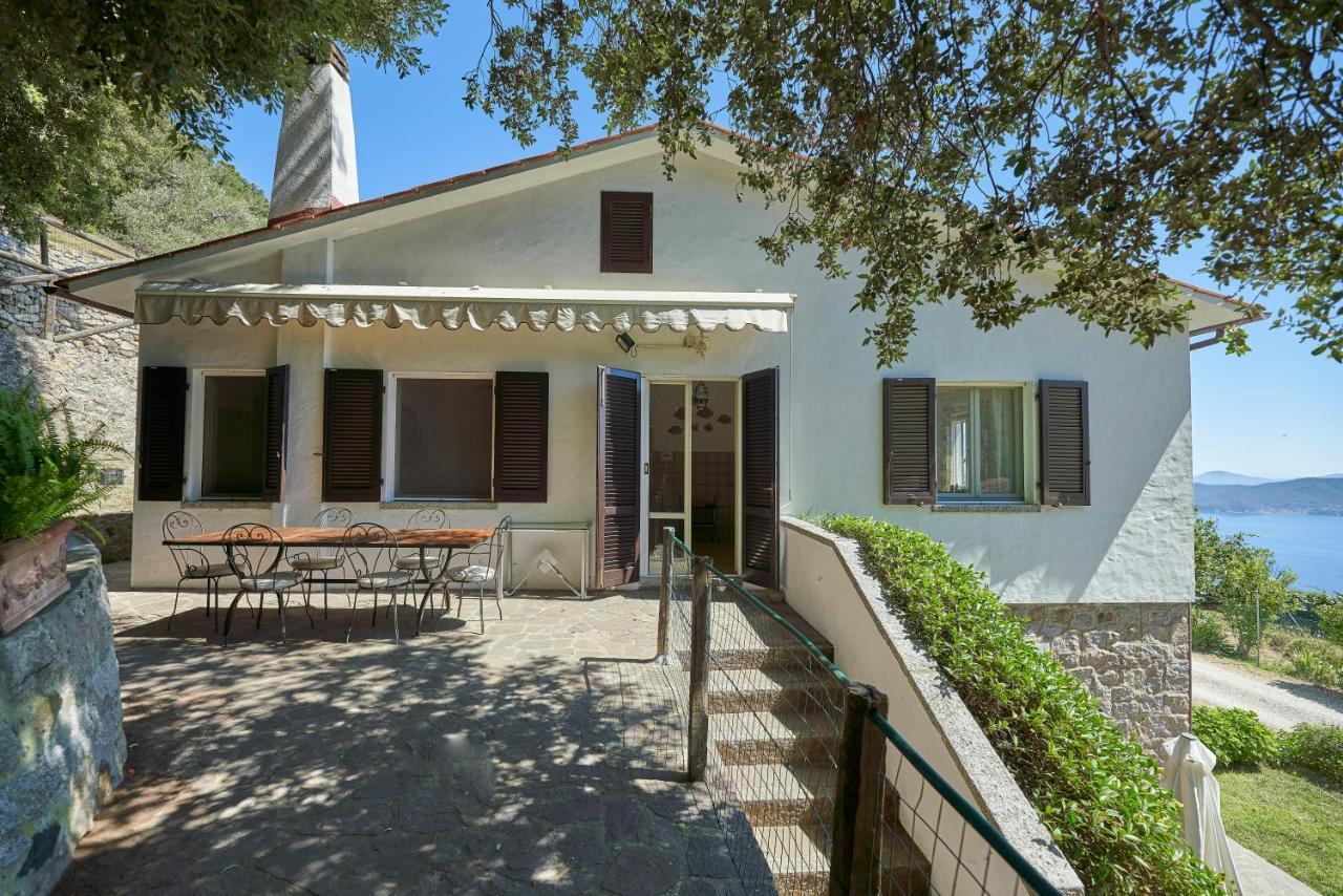 Marciana Hills Apartments エクステリア 写真