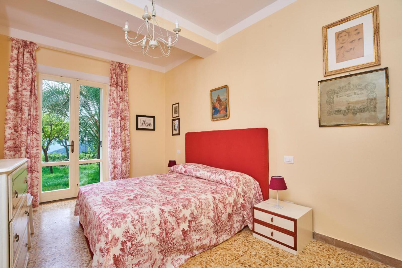 Marciana Hills Apartments エクステリア 写真
