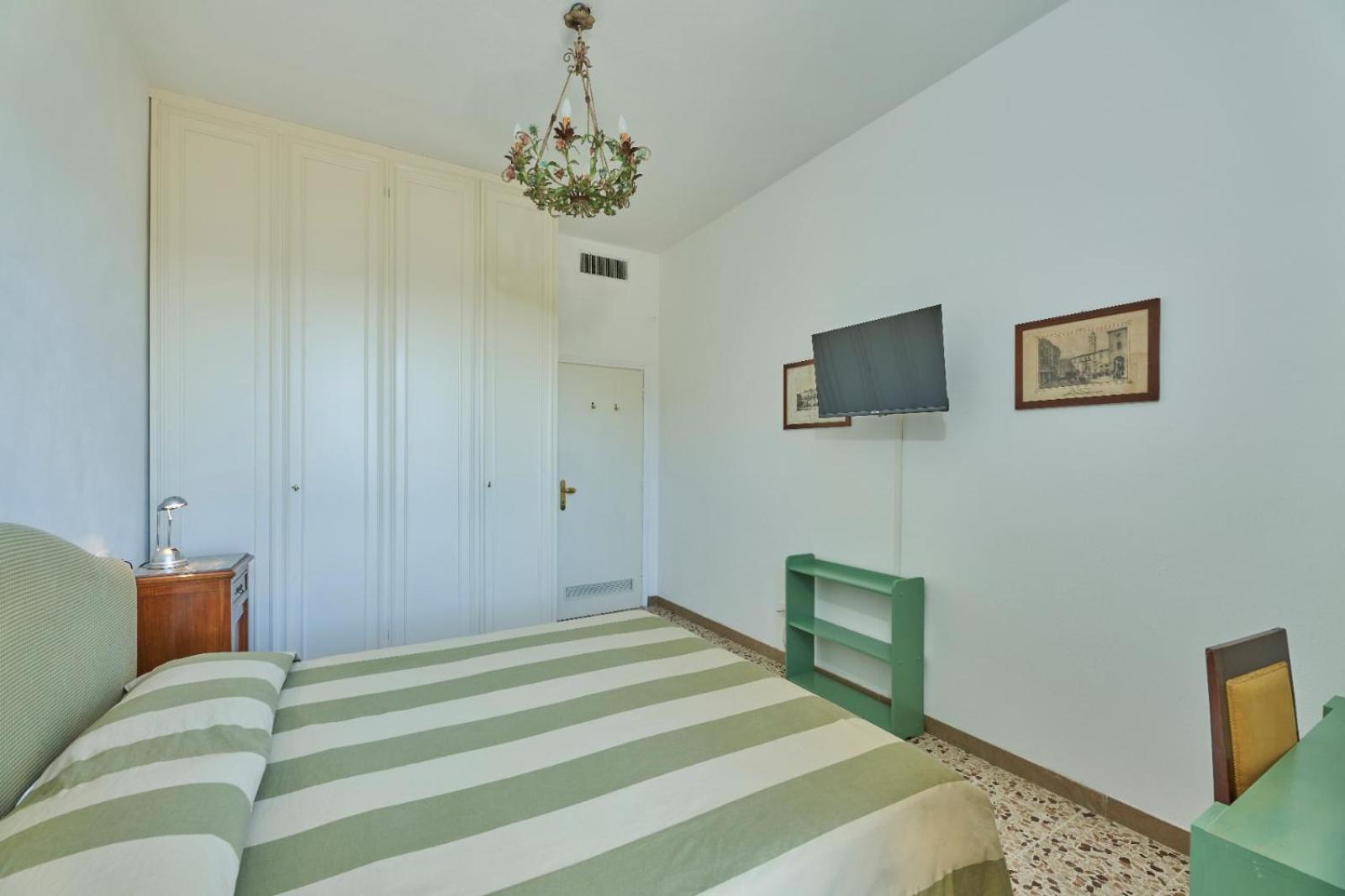Marciana Hills Apartments エクステリア 写真