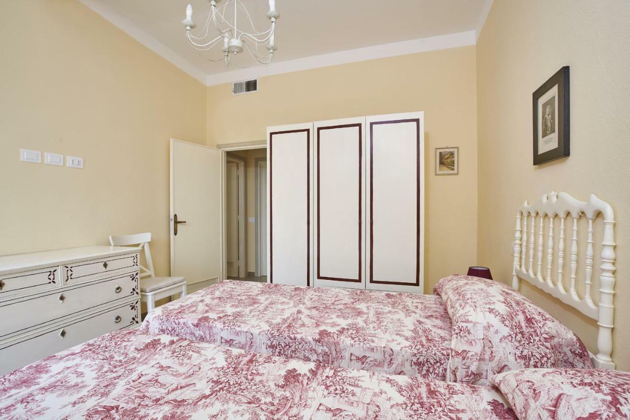 Marciana Hills Apartments エクステリア 写真
