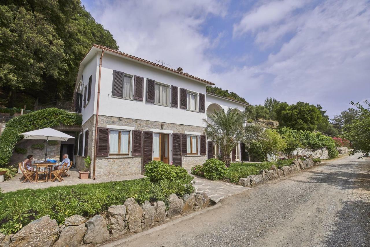 Marciana Hills Apartments エクステリア 写真