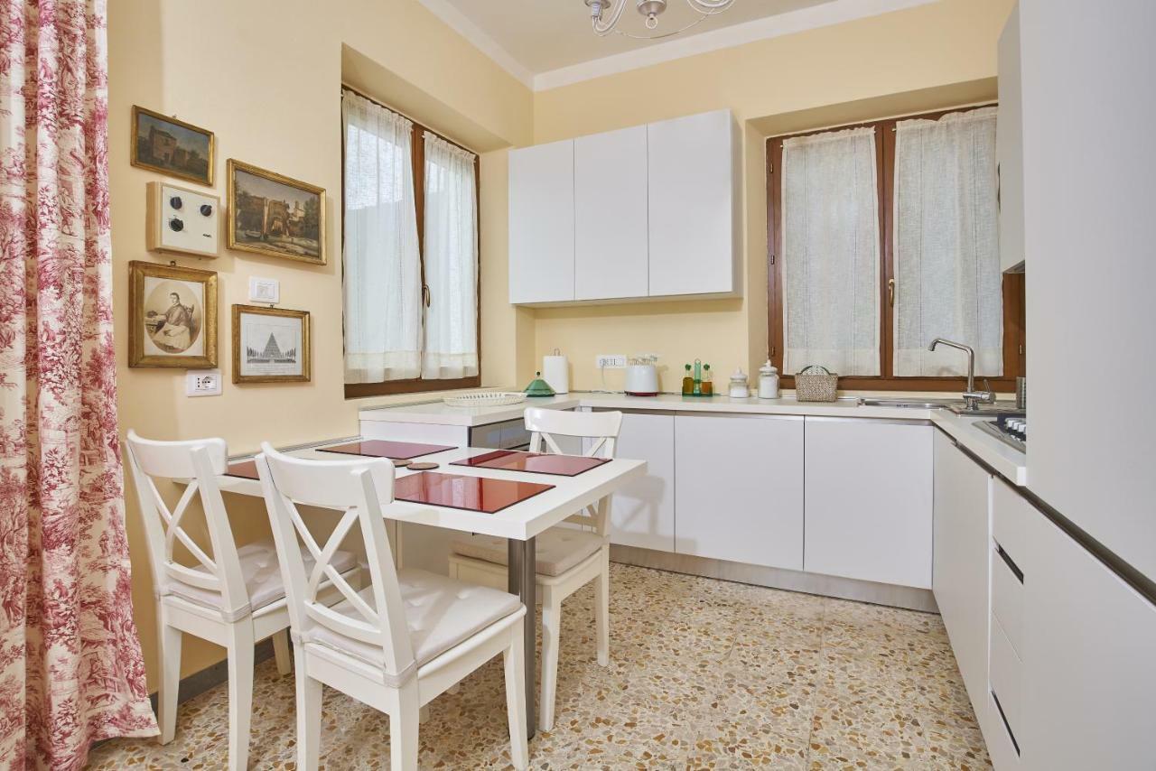 Marciana Hills Apartments エクステリア 写真