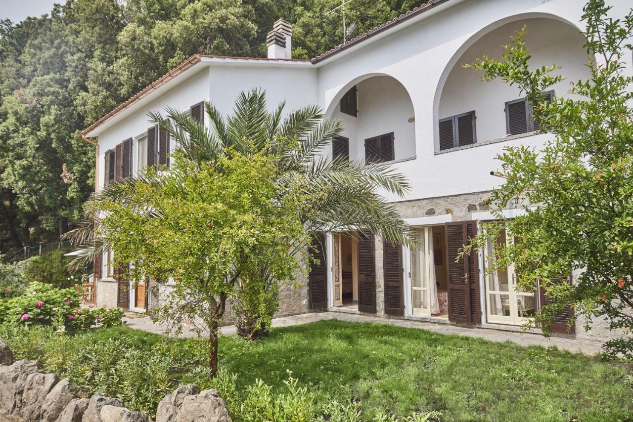 Marciana Hills Apartments エクステリア 写真
