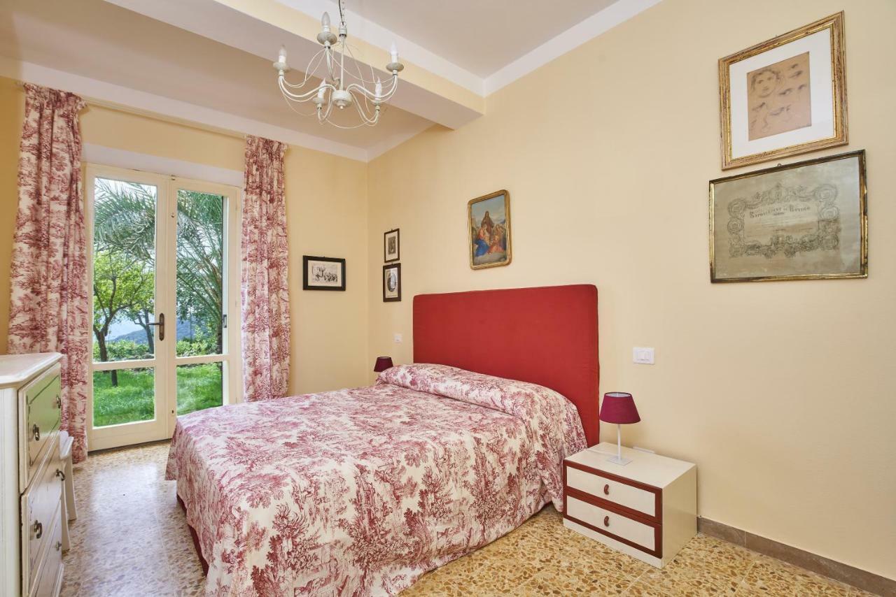 Marciana Hills Apartments エクステリア 写真